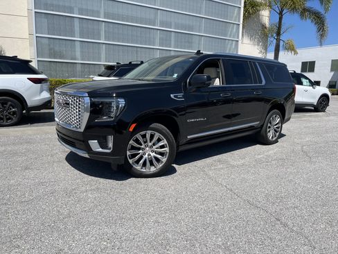 Used 2023 GMC Yukon XL Denali w/ LPO, Floor Liner Package RWD image 1