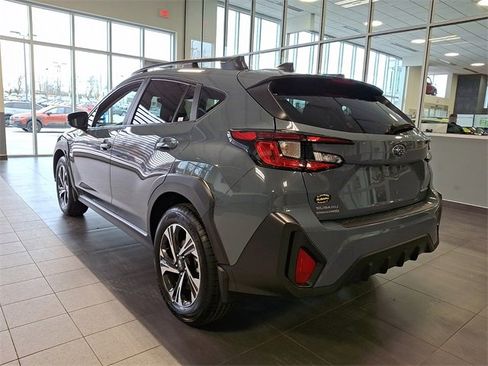 Certified 2025 Subaru Crosstrek 2.0i Premium image 4