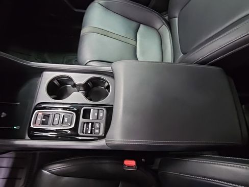 Used 2023 Honda Pilot EX-L image 23