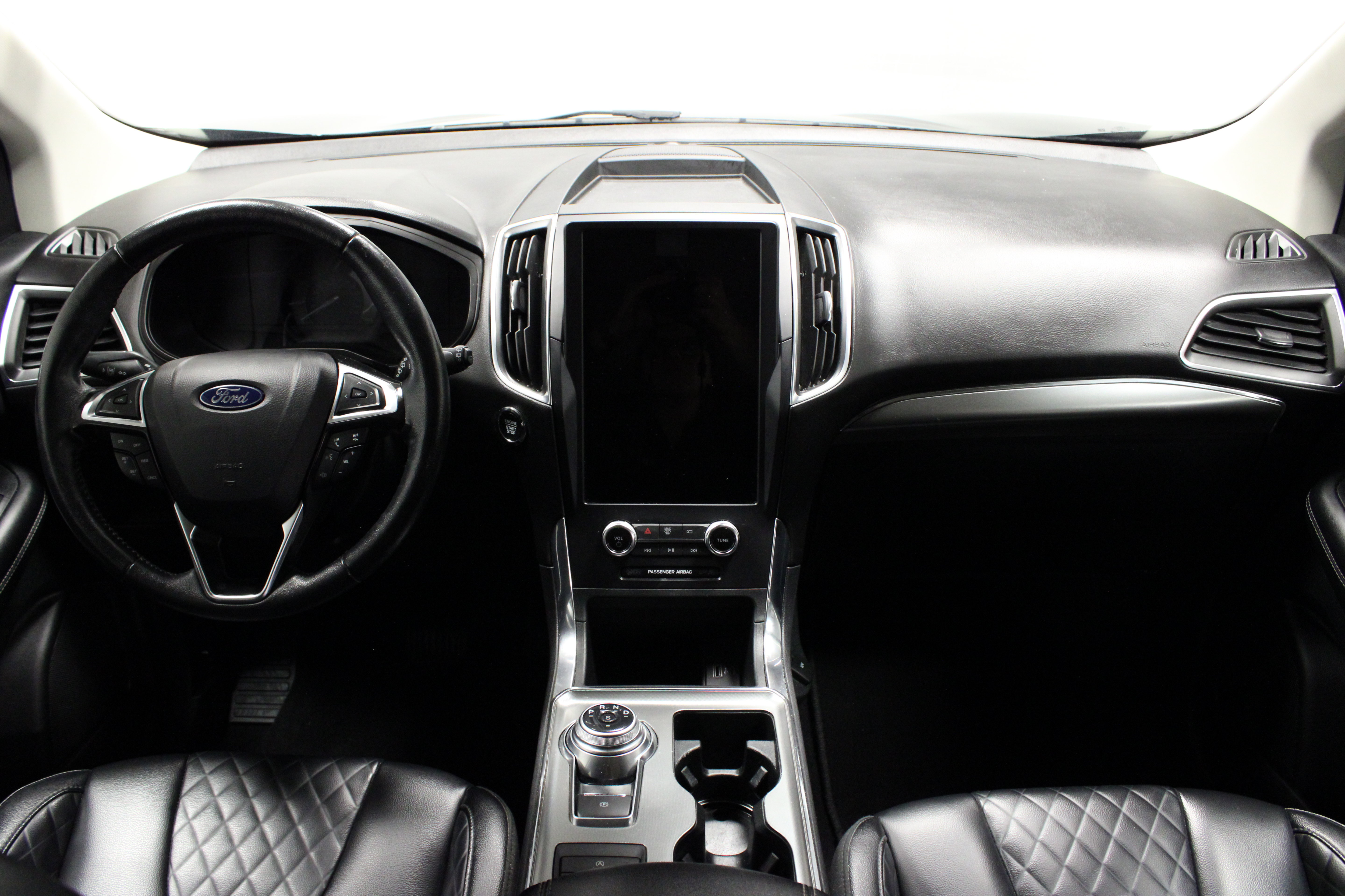 Used 2024 Ford Edge Titanium AWD/4WD image 19