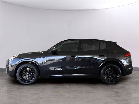 New 2025 Maserati Grecale Modena image 5