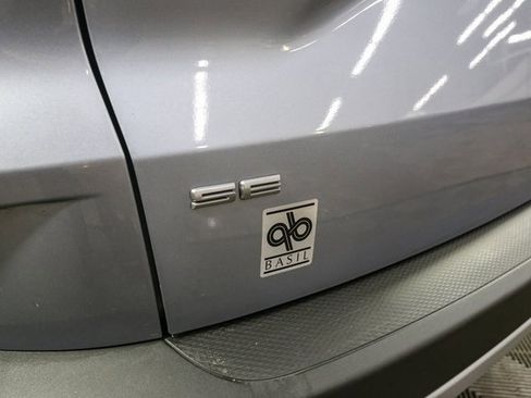 Used 2022 Ford Escape SE w/ Convenience Package image 9