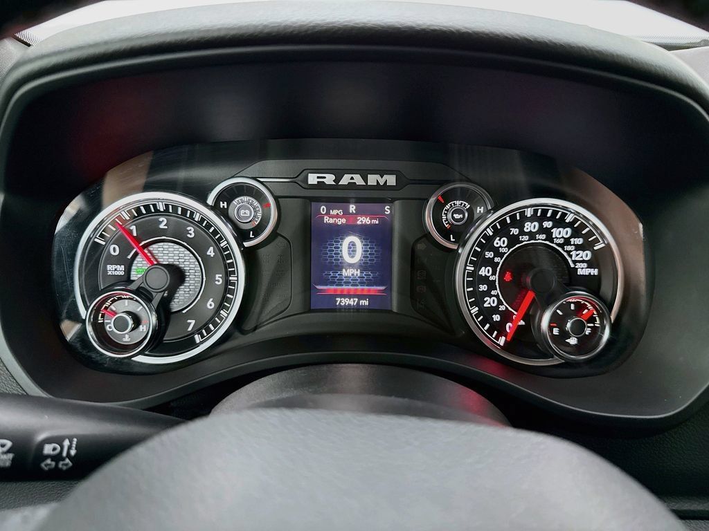 Used 2021 RAM 1500 Big Horn RWD image 35
