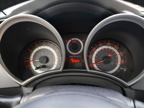 Used 2015 Scion tC image 27