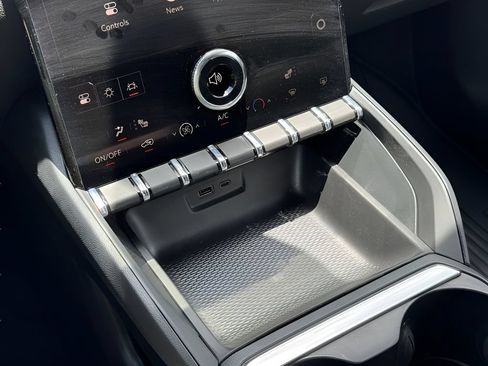 New 2026 GMC Terrain Elevation w/ Black Edition FWD image 18