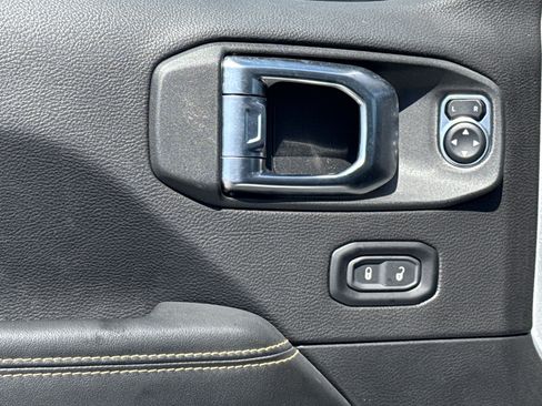 Used 2024 Jeep Wrangler Sahara w/ Technology Group image 14