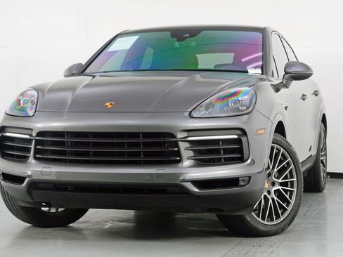Used 2023 Porsche Cayenne Coupe AWD/4WD image 3