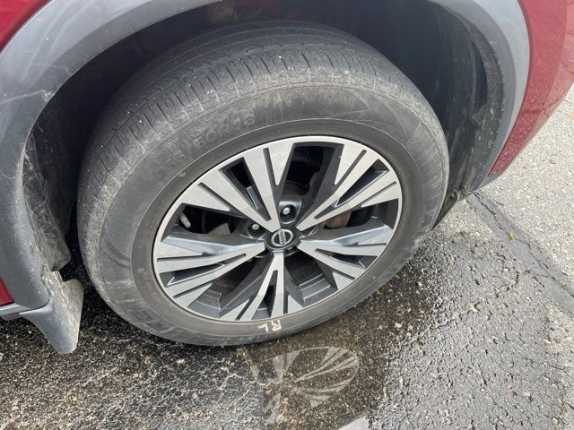Used 2021 Nissan Rogue SV AWD/4WD image 5