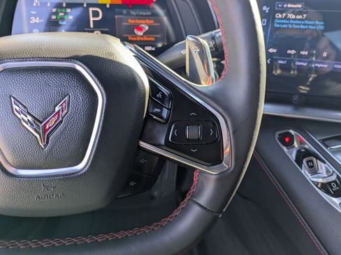 Used 2024 Chevrolet Corvette Stingray Coupe w/ Z51 Performance Package image 21