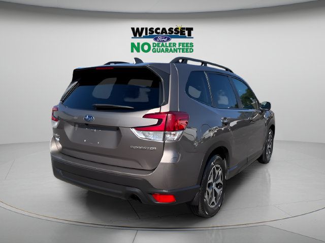 Used 2023 Subaru Forester Premium AWD/4WD image 30