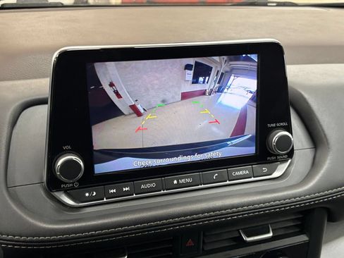 Used 2023 Nissan Rogue SV FWD image 24