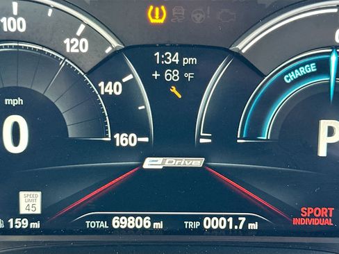 Used 2018 BMW 530e image 12