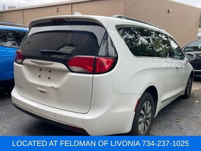 Used 2020 Chrysler Pacifica Touring-L Plus