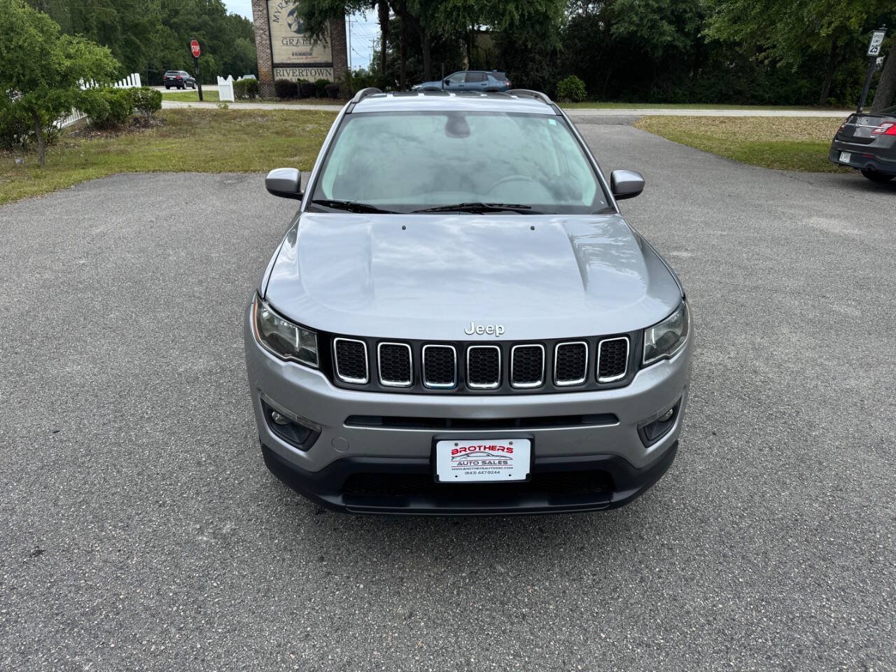 Used 2018 Jeep Compass Latitude AWD/4WD image 28