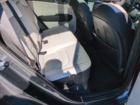 New 2026 Kia Sportage SX Prestige AWD/4WD image 45