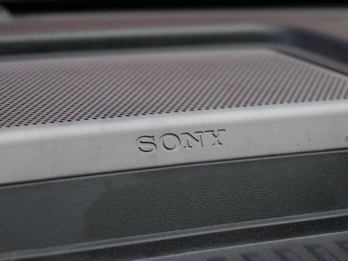 Used 2017 Ford F150 Raptor w/ Equipment Group 802A Luxury image 32