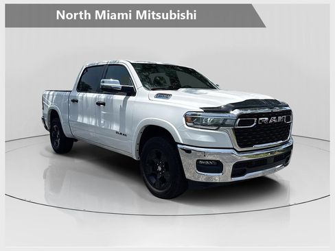 Used 2025 RAM 1500 Big Horn AWD/4WD image 1