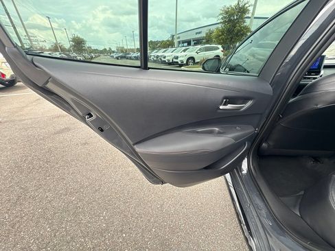 Used 2024 Toyota Corolla XSE FWD image 15