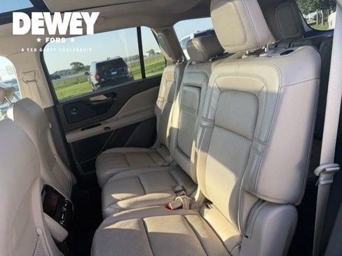 Used 2021 Lincoln Aviator Reserve w/ Equipment Group 201A AWD/4WD image 26