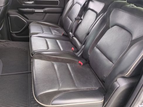 Used 2019 RAM 1500 Laramie image 19