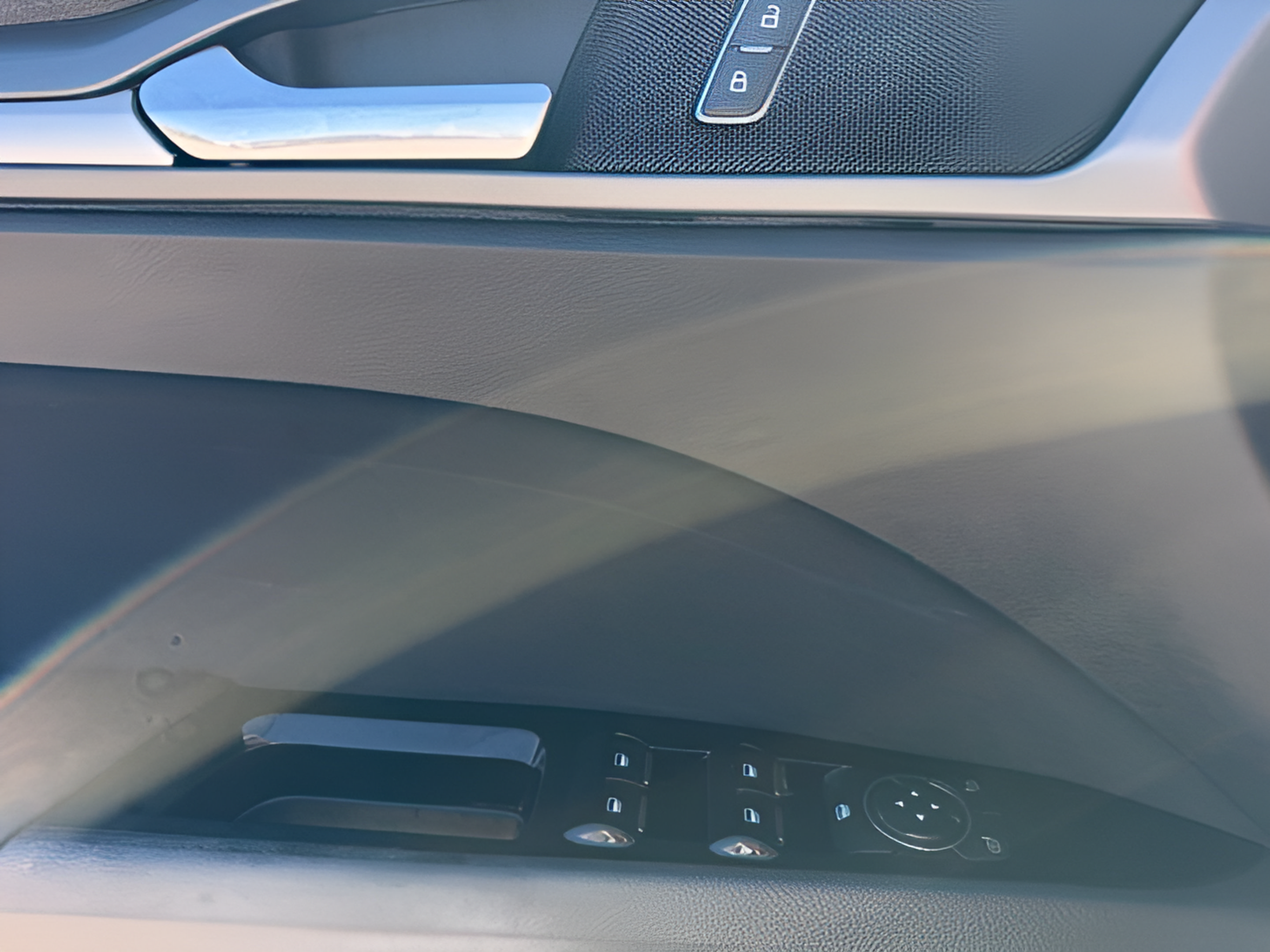 Used 2016 Ford Fusion SE FWD image 19