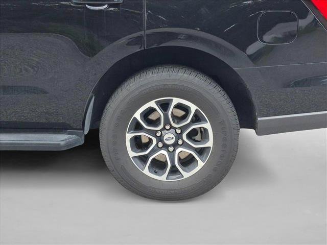 Used 2024 Ford Expedition XLT RWD image 15