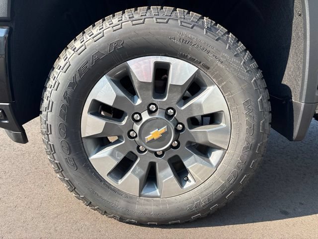 New 2026 Chevrolet Silverado 2500 Custom w/ Custom Value Package AWD/4WD image 9