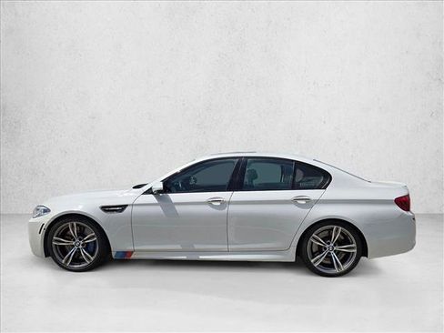 Used 2014 BMW M5 RWD image 9