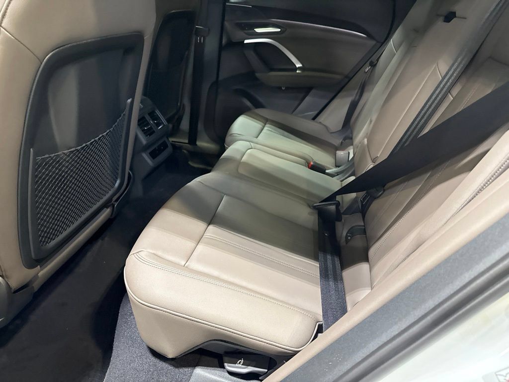New 2026 Audi Q5 Premium AWD/4WD image 17