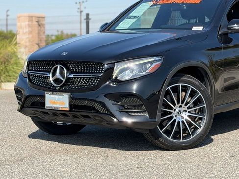 Used 2019 Mercedes-Benz GLC 300 4MATIC Coupe image 3
