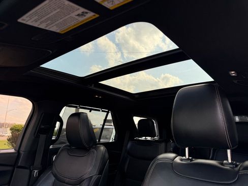 Used 2020 Ford Explorer ST image 21