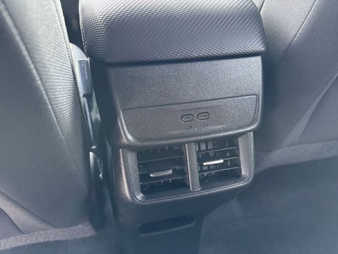 Used 2025 Chevrolet Equinox LT FWD image 22