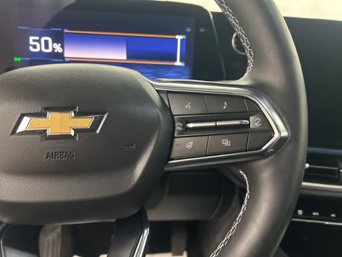 Used 2024 Chevrolet Equinox EV LT AWD/4WD image 14