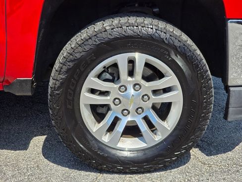 Used 2018 Chevrolet Silverado 1500 LT w/ All Star Edition RWD image 22