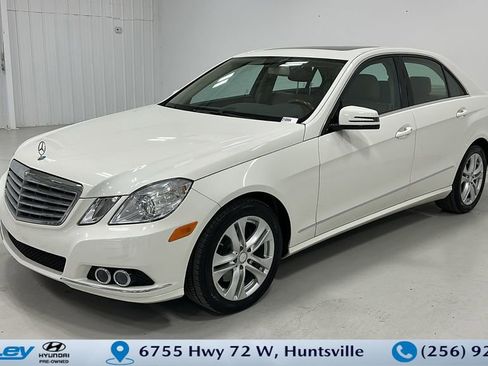 Used 2010 Mercedes-Benz E 350 Sedan image 1