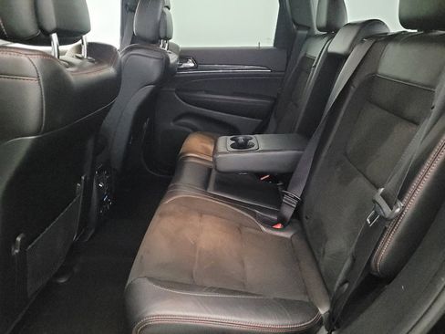 Used 2019 Jeep Grand Cherokee Trailhawk image 18