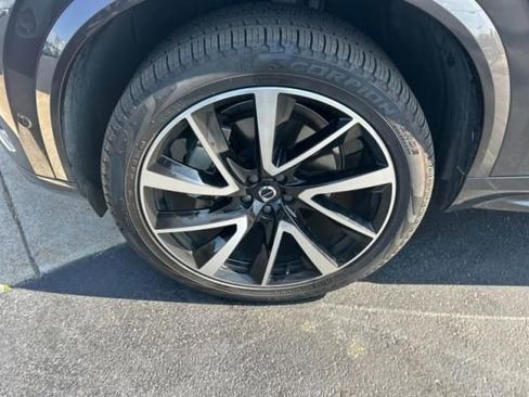 Used 2024 Volvo XC90 B6 Plus w/ Protection Package Premier AWD/4WD image 5