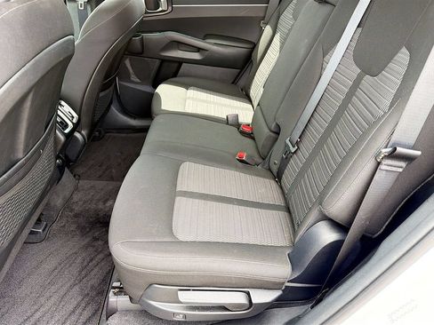 Used 2022 Kia Sorento LX FWD image 26