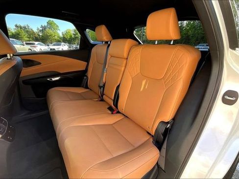 Used 2024 Lexus RX 350 Premium w/ Accessory Package (Z1) AWD/4WD image 22