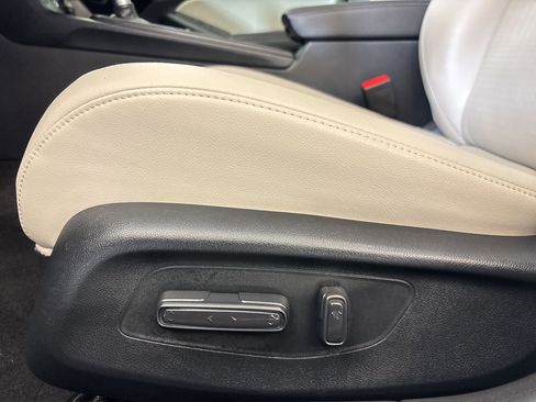 Used 2024 Honda Civic EX-L image 13