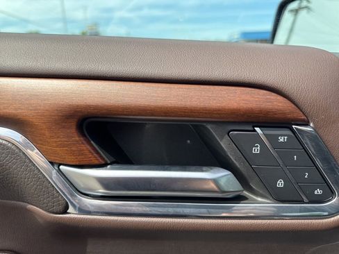 Used 2023 GMC Sierra 1500 Denali image 11