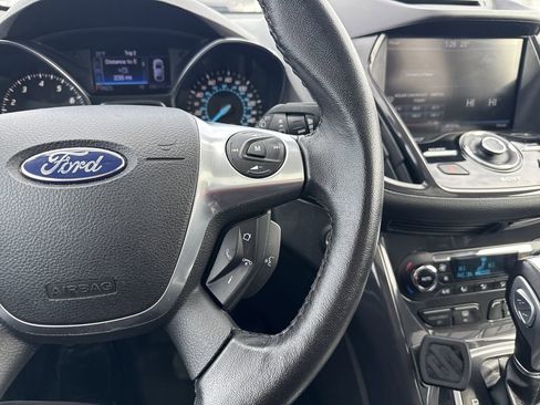 Used 2013 Ford Escape Titanium w/ Parking Technology Pkg image 21