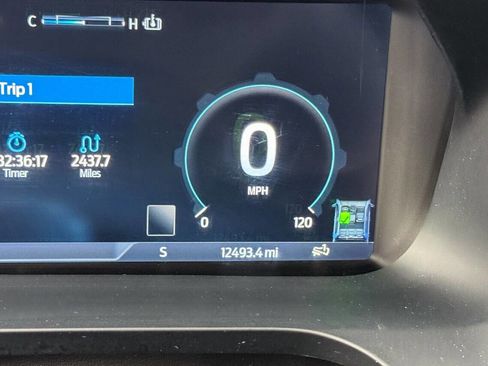 Used 2024 Ford F150 Lightning Lariat image 37