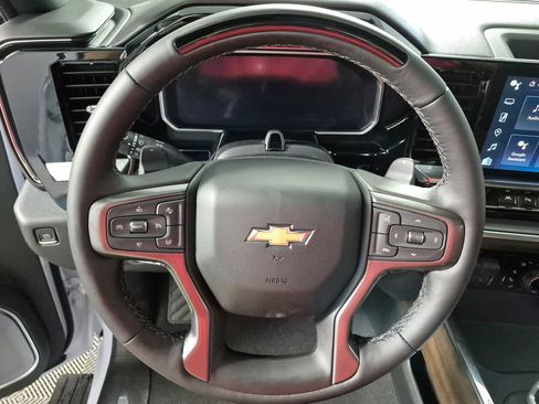 New 2026 Chevrolet Silverado 1500 High Country AWD/4WD image 11