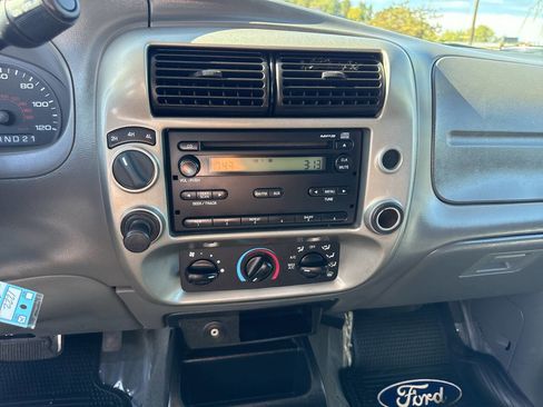 Used 2007 Ford Ranger XLT image 21