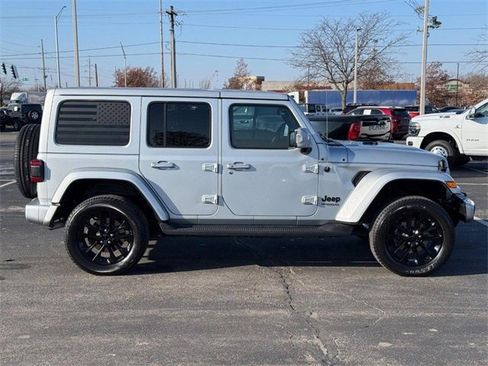 Certified 2022 Jeep Wrangler Unlimited Sahara image 2