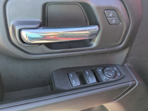 Used 2025 Chevrolet Silverado 2500 Custom w/ Custom Value Package AWD/4WD image 13