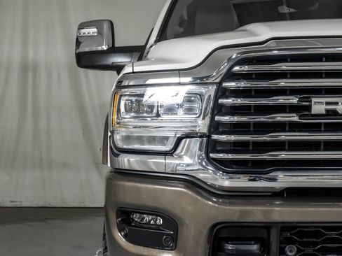 Used 2023 RAM 3500 Limited image 41