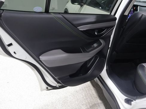 Used 2020 Subaru Outback Onyx Edition XT AWD/4WD image 19