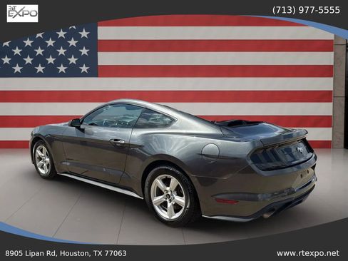 Used 2018 Ford Mustang Coupe image 6